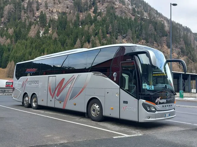  SETRA S516 HD