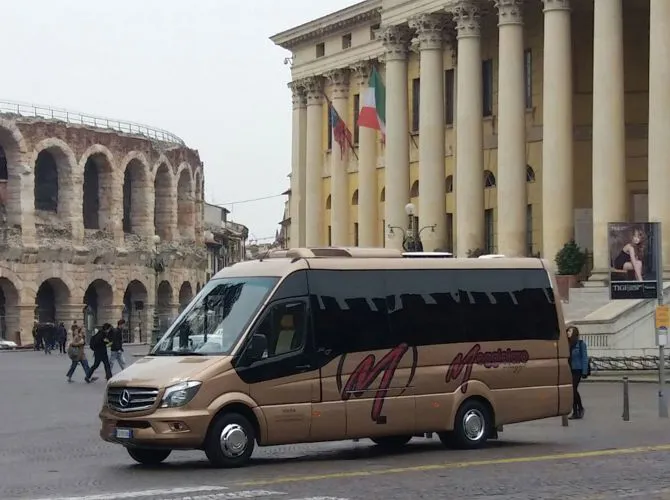 Mercedes-Benz SPIRIT Minibus